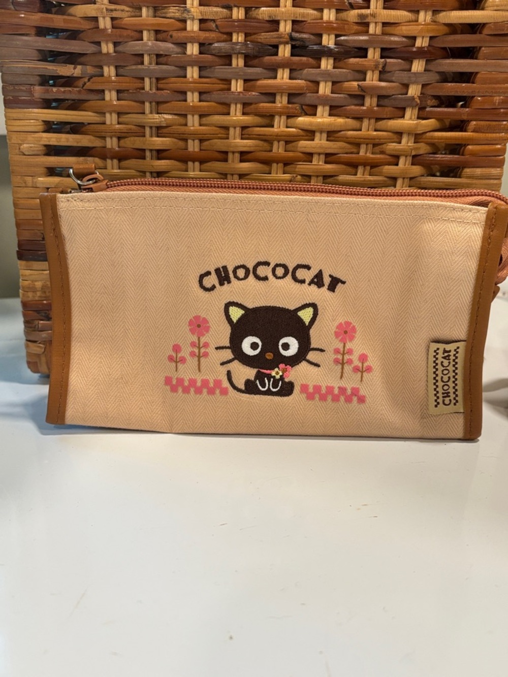 2007 SANRIO CHOCOCAT W/PINK FLOWERS CANVAS ZIPPERED POUCH / CASE  NWOT